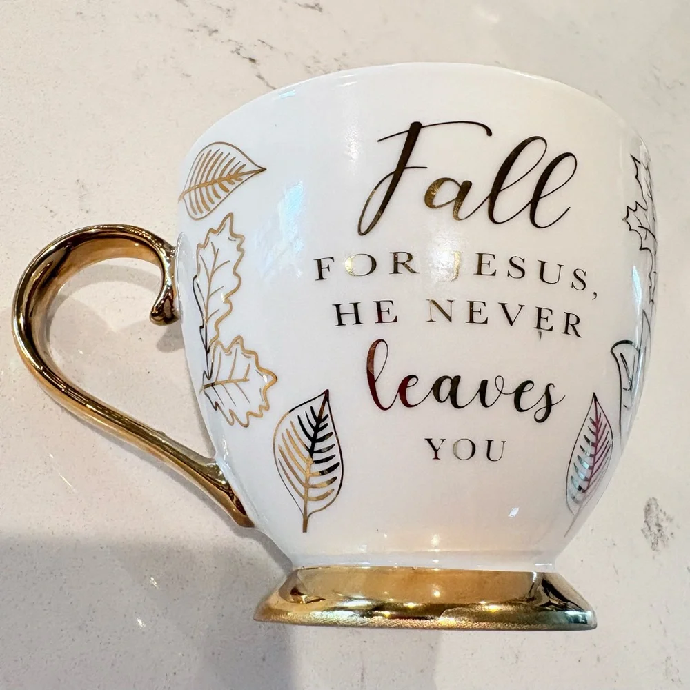 Grateful Gatherings Porcelain Large Cup Cream & Gold Trim Great Condition 14 oz. - Picture 2 of 9